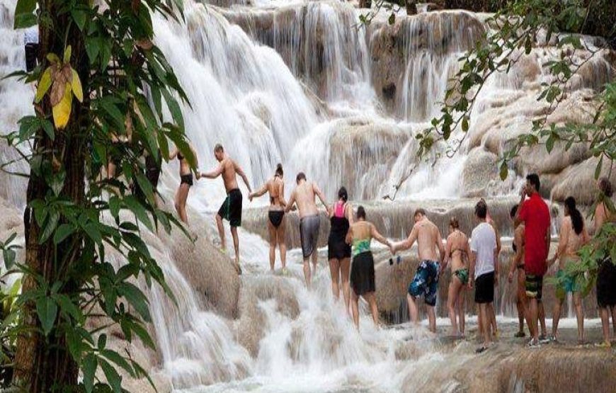 Dunn’s River Falls and Blue Hole Combo Tour From Ocho Rios & Runaway Bay
